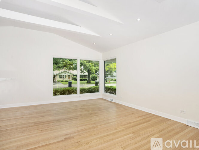 48 Oakwood Dr 3 Beds Single Family Home for Rent - Photo gallery 2
