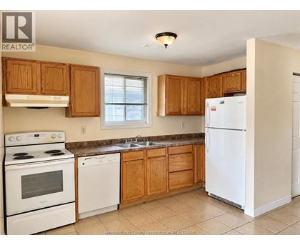 1766 DAYTONA AVENUE Unit# A 2 Beds Home, Duplex for Rent - Photo gallery 5