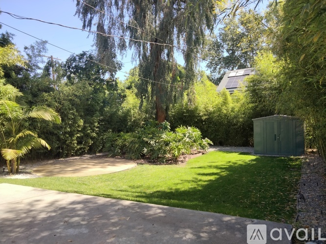 4142 Shadyglade Avenue 2 Beds Single Family Home for Rent - Photo gallery 3