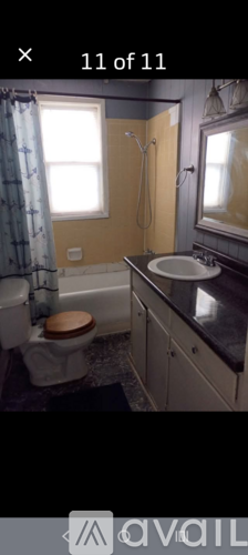 2410 Arlington Crescent 2 Beds Apartment for Rent - Photo gallery 1
