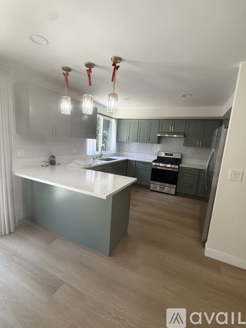 563 Bregante Dr 4 Beds Apartment for Rent