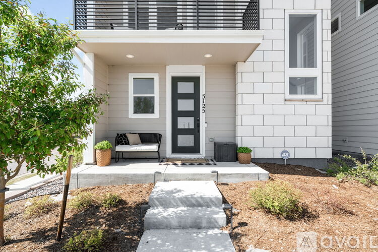 5125 Queen Court 3 Beds Single Family Home for Rent - Photo gallery 2