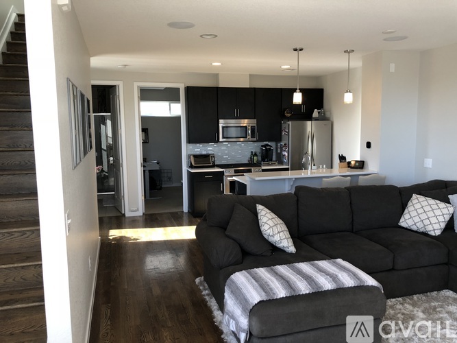 2711 West 24th Avenue 3 Beds Single Family Home for Rent - Photo gallery 5