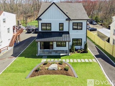 173 Belltown Road 6 Beds Apartment for Rent