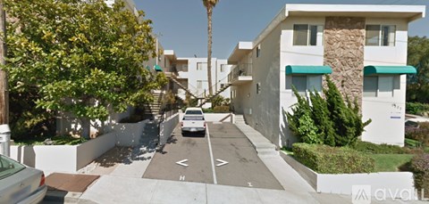 1307 Colusa St 3 Beds Apartment for Rent