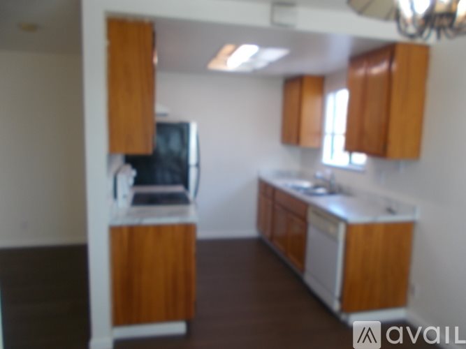683 Shepherd Ave