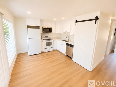 8711 S 114Th St 2 Beds Apartment for Rent