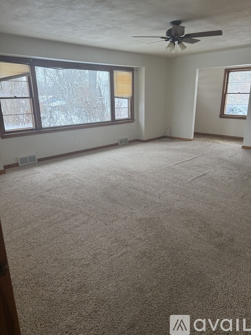126 Hillcrest Dr 2 Beds Single Family Home for Rent - Photo gallery 3