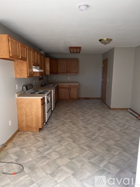 608 North E Street 3 Beds Apartment for Rent