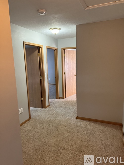 608 North E Street 3 Beds Single Family Home for Rent - Photo gallery 3