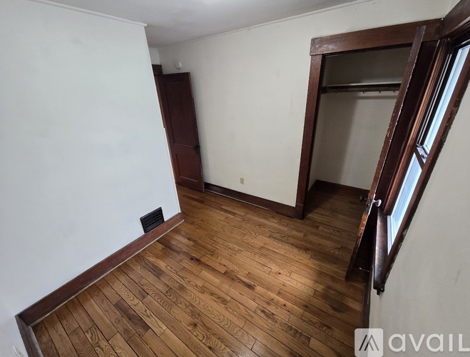 171 15th Ave 3 Beds Single Family Home for Rent - Photo gallery 5