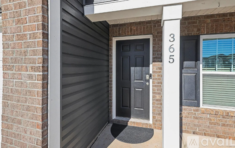 365 Valencia Circle 4 Beds Single Family Home for Rent - Photo gallery 4