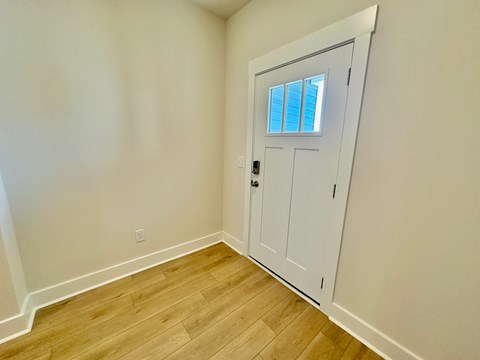 252 Silo Ridge Drive 3 Beds Apartment for Rent