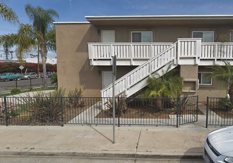 105 E 21St St 2 Beds Apartment for Rent