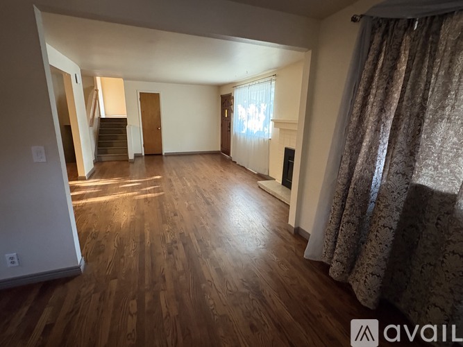 3013 South Ivan Way 4 Beds Single Family Home for Rent - Photo gallery 1