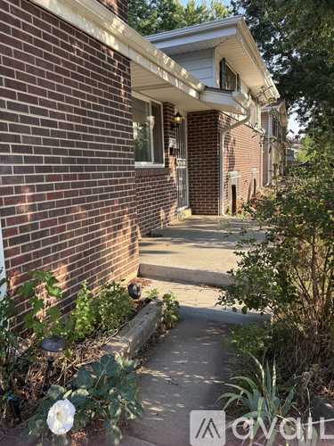 3013 South Ivan Way 4 Beds Single Family Home for Rent - Photo gallery 3