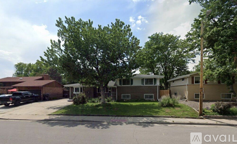 3013 South Ivan Way 4 Beds Single Family Home for Rent - Photo gallery 4