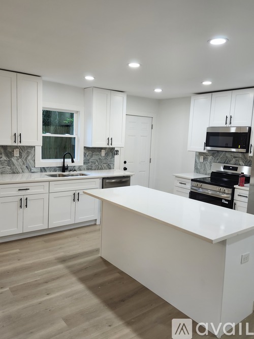 2324 Highview Road Southwest 2 Beds Apartment for Rent - Photo gallery 5
