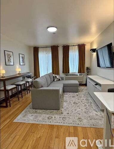 31-35 31St Street 1 Apartment for Rent