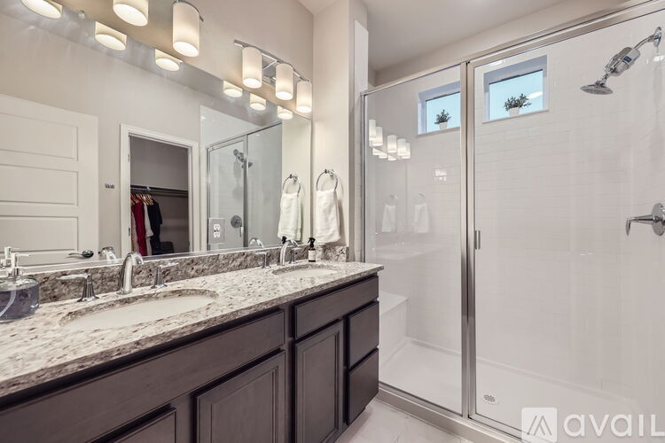 6153 North Ceylon Street 3 Beds Condo for Rent - Photo gallery 3