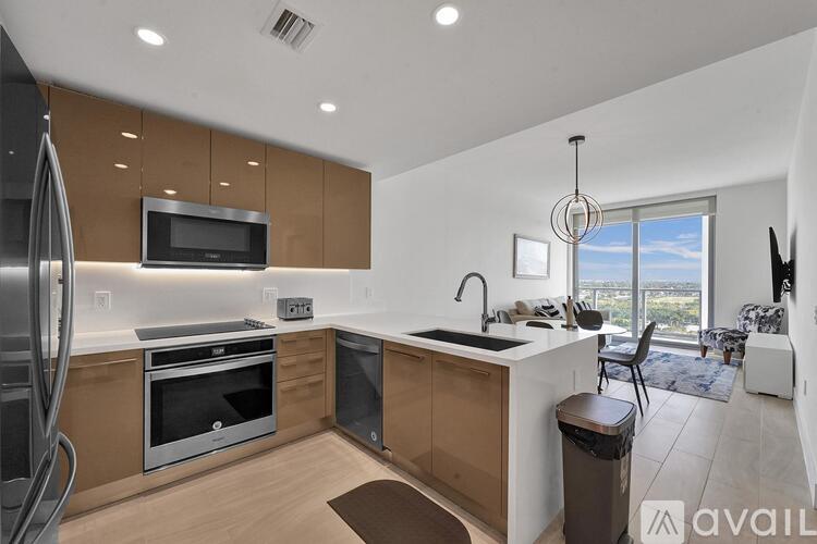 2000 Metropica Wy 2 Beds Condo for Rent - Photo gallery 5
