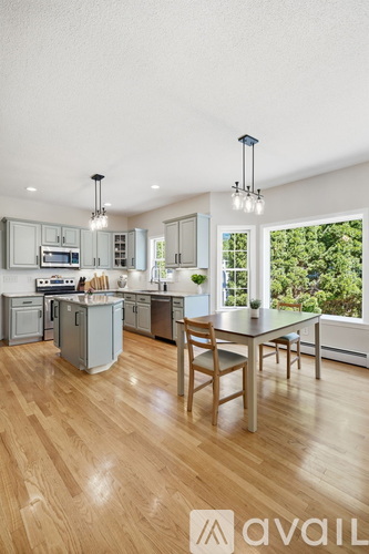 9 Brockway Road 3 Beds Single Family Home for Rent - Photo gallery 2