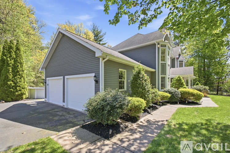 9 Brockway Road 3 Beds Single Family Home for Rent - Photo gallery 5