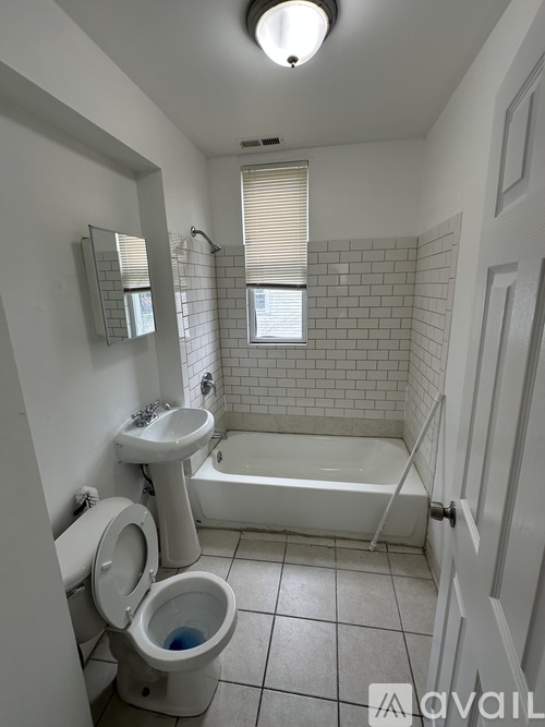 8435 S Colfax Ave 3 Beds Apartment for Rent - Photo gallery 2
