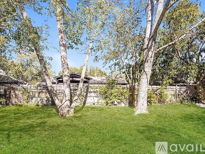 9300 Lillian Ln 3 Beds Single Family Home for Rent - Photo gallery 4