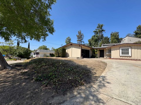 14166 Halper Road 3 Beds Apartment for Rent