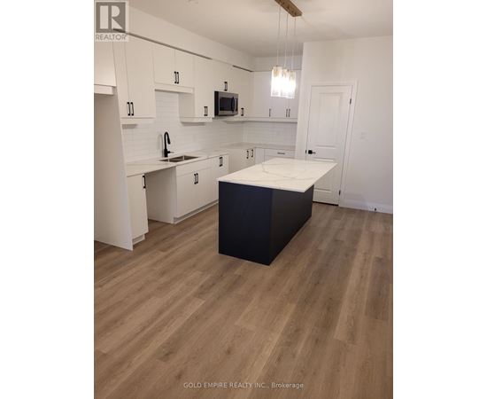 99 - 3900 SAVOY STREET 2 Beds Condo, Home, Townhouse for Rent - Photo gallery 4