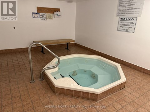 614 - 2871 RICHMOND ROAD 2 Beds Apartment for Rent
