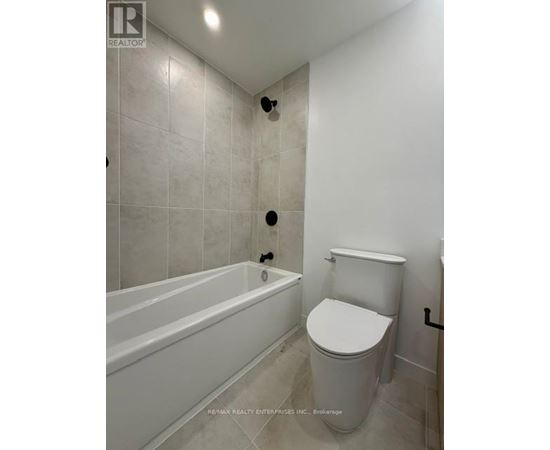 114 - 4878 POWERS COMMON 1 Apartment, Condo, Home for Rent - Photo gallery 4