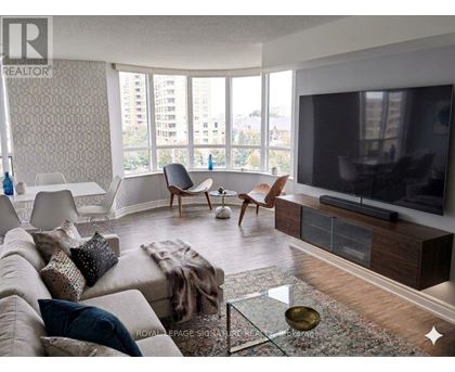 719 - 15 NORTHTOWN WAY 3 Beds Apartment, Condo, Home for Rent - Photo gallery 1