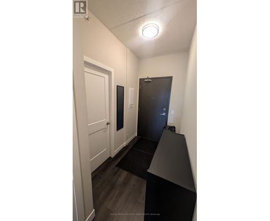 706 - 15 QUEEN STREET S 1 Apartment, Condo, Home for Rent - Photo gallery 2