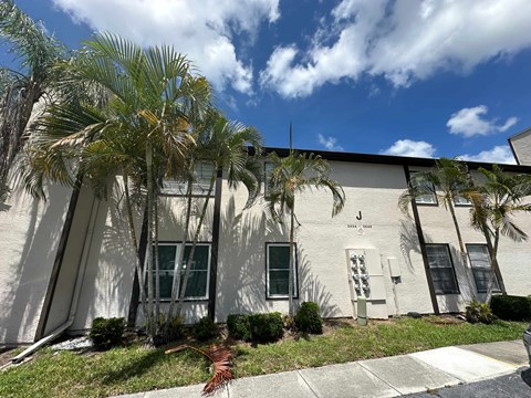 3646 59Th Avenue West 2 Beds Apartment for Rent