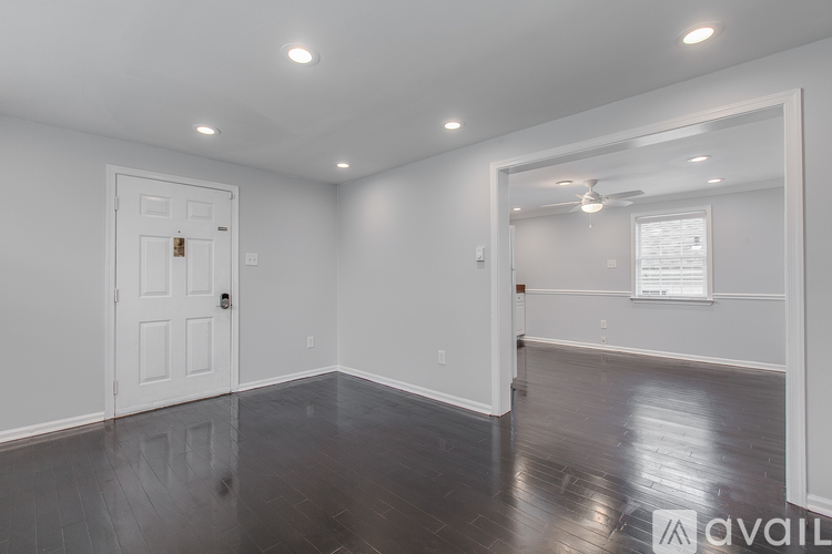 408 Sherman Ave 3 Beds Apartment for Rent - Photo gallery 5