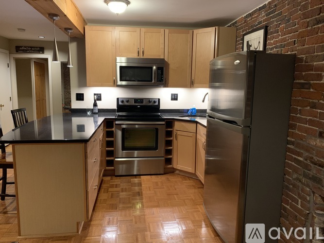 105 West Merrimack Street 1 Condo for Rent - Photo gallery 3