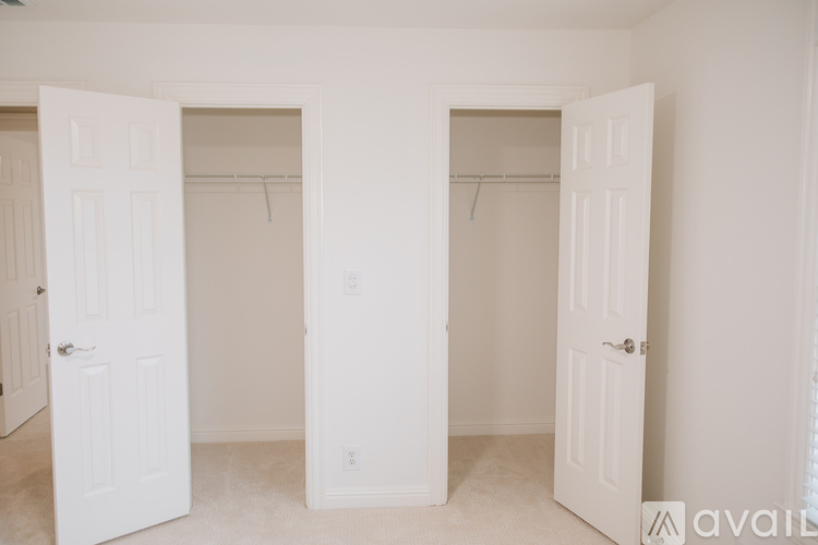 5304 Wolfpen Woods Dr. 4 Beds Single Family Home for Rent - Photo gallery 3