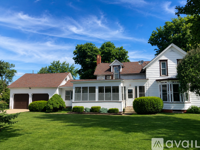 1007 Spring St 5 Beds Single Family Home for Rent - Photo gallery 2