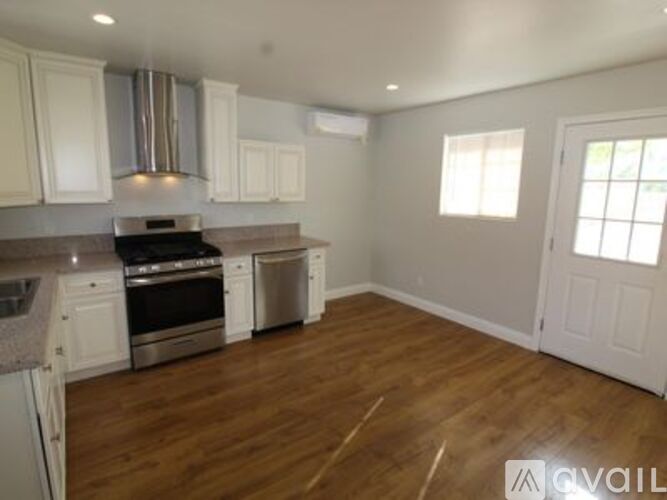 5356 Don Pio Drive 1 Single Family Home for Rent - Photo gallery 5