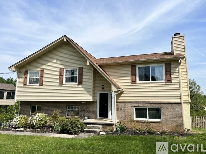 2405 Bishops Bridge Rd 3 Beds Single Family Home for Rent - Photo gallery 1
