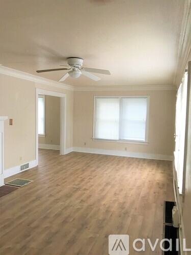 4200 Pasadena Pl NE 3 Beds Apartment for Rent - Photo gallery 1