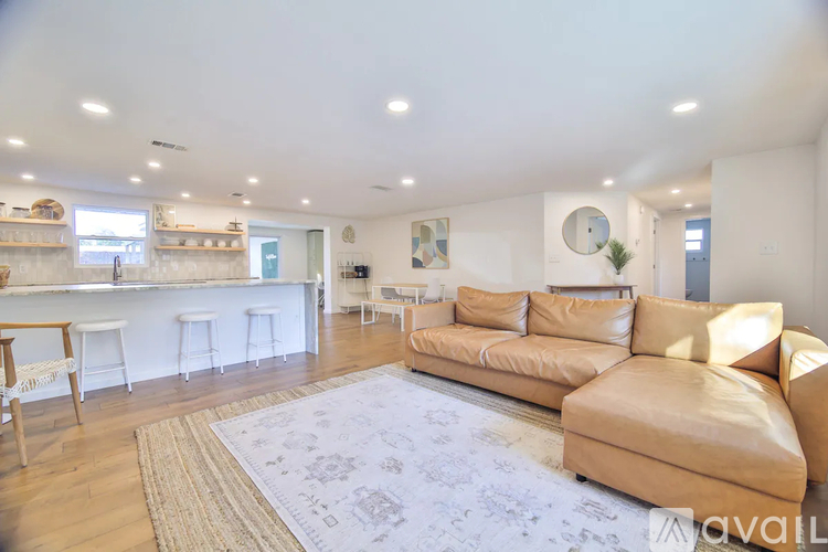 2249 Grove St 3 Beds Single Family Home for Rent - Photo gallery 1