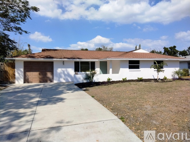 2249 Grove St 3 Beds Single Family Home for Rent - Photo gallery 5