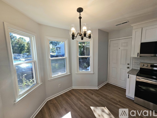 2800 S Ridge Dr 4 Beds Single Family Home for Rent - Photo gallery 5