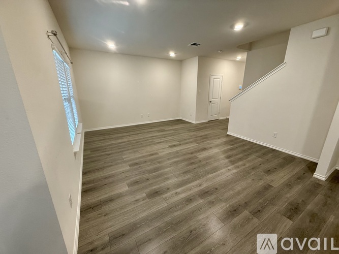 3324 Perman Drive 3 Beds Single Family Home for Rent - Photo gallery 2