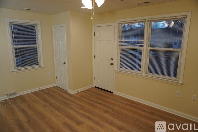 74 Swan St 2 Beds Single Family Home for Rent - Photo gallery 5