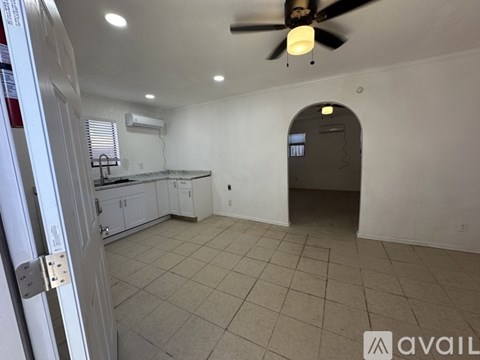 2506 Stanford Ave 1 Apartment for Rent