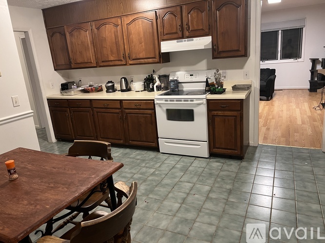 419 New Kent Rd 4 Beds Apartment for Rent - Photo gallery 5